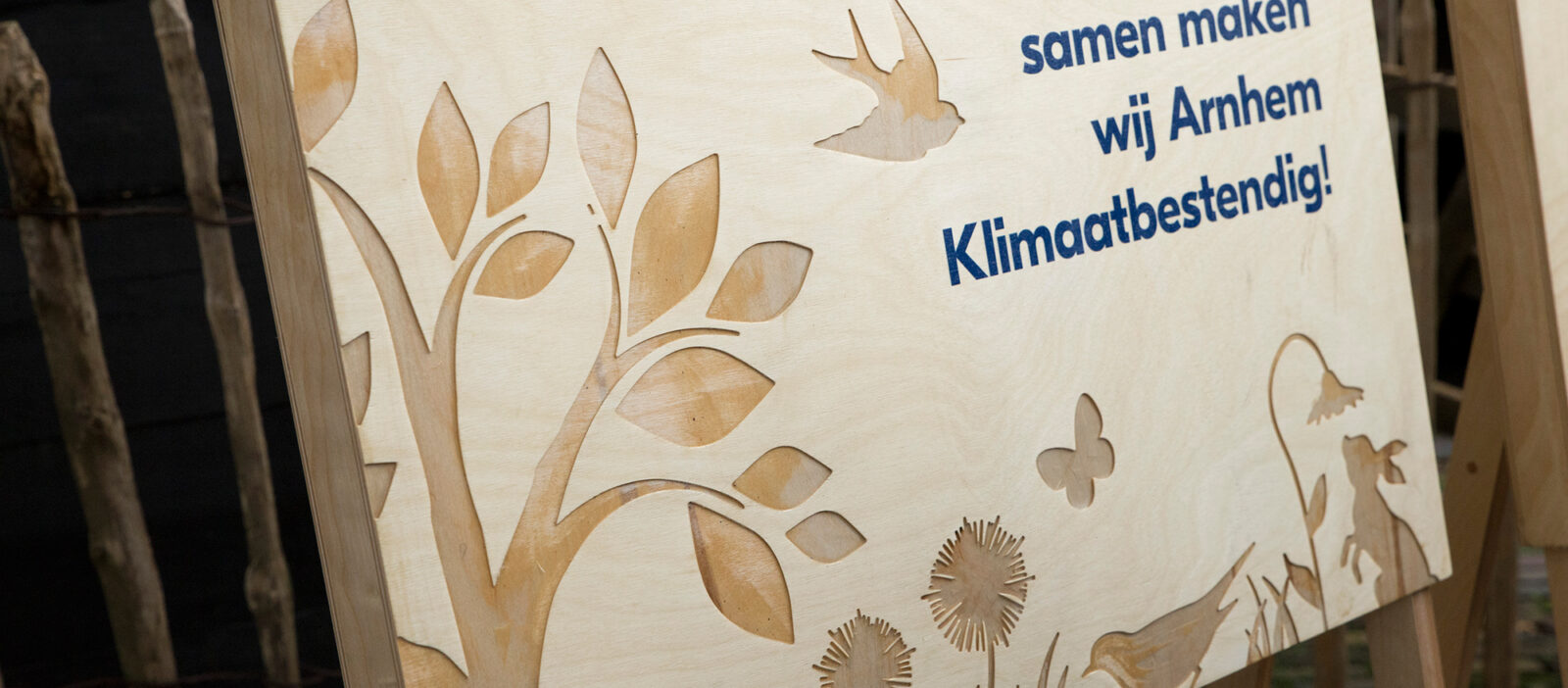 Arnhem Klimaatbestendig gemeente arnhem klimaat grafisch ontwerp bloempapier DDD natuur ijsletters bord ambacht